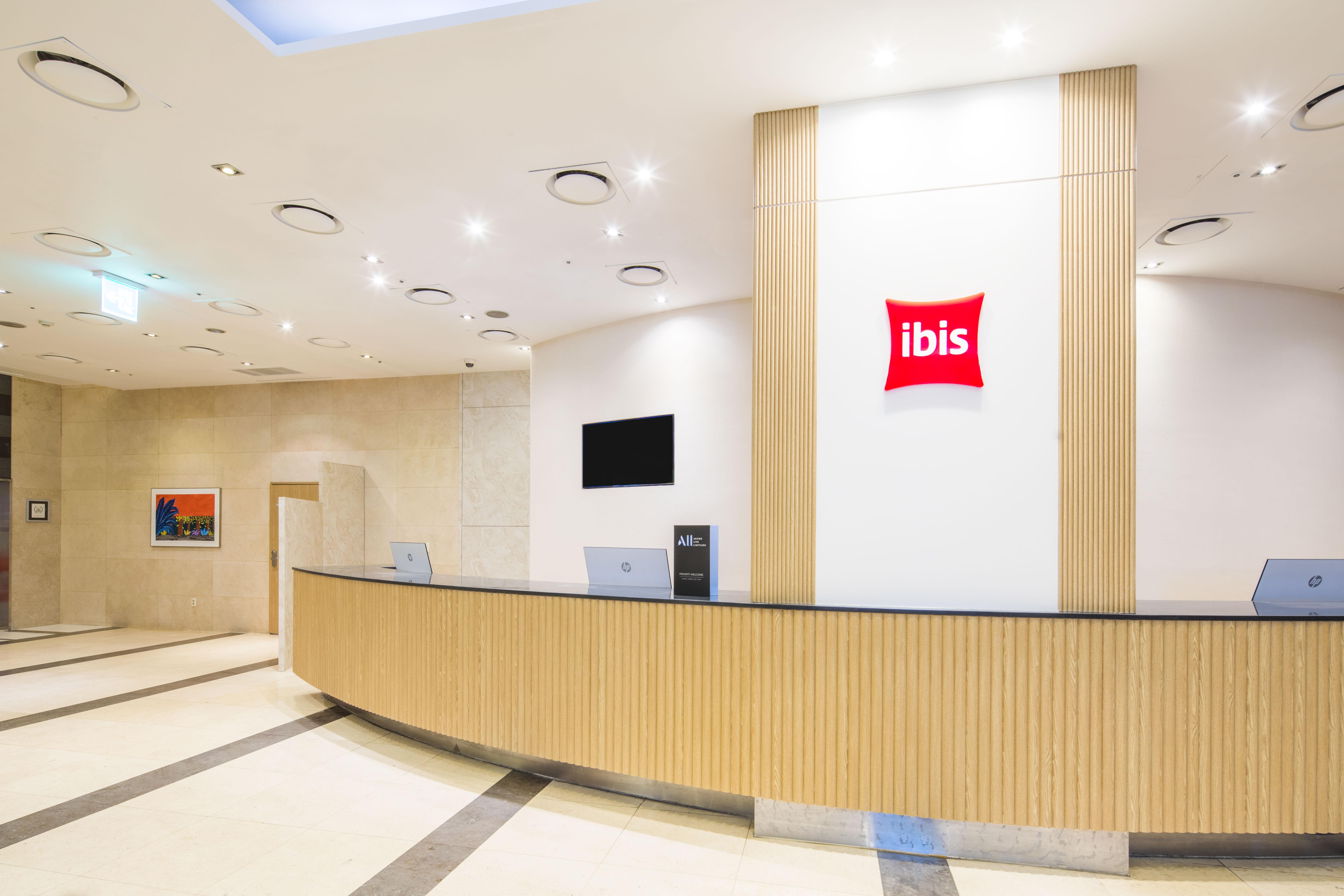 מלון Ibis Ambassador סוואן מראה חיצוני תמונה
