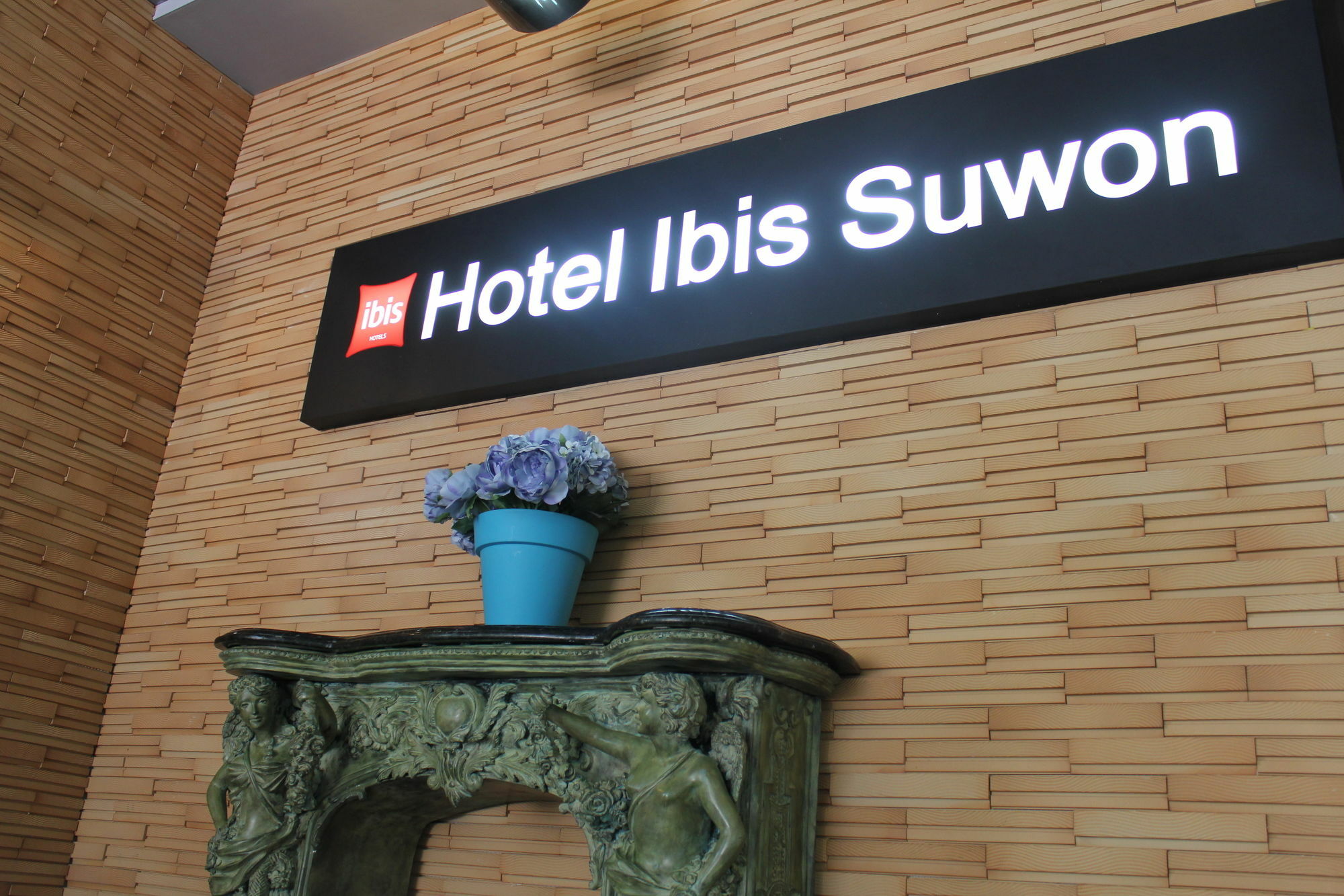 מלון Ibis Ambassador סוואן מראה חיצוני תמונה